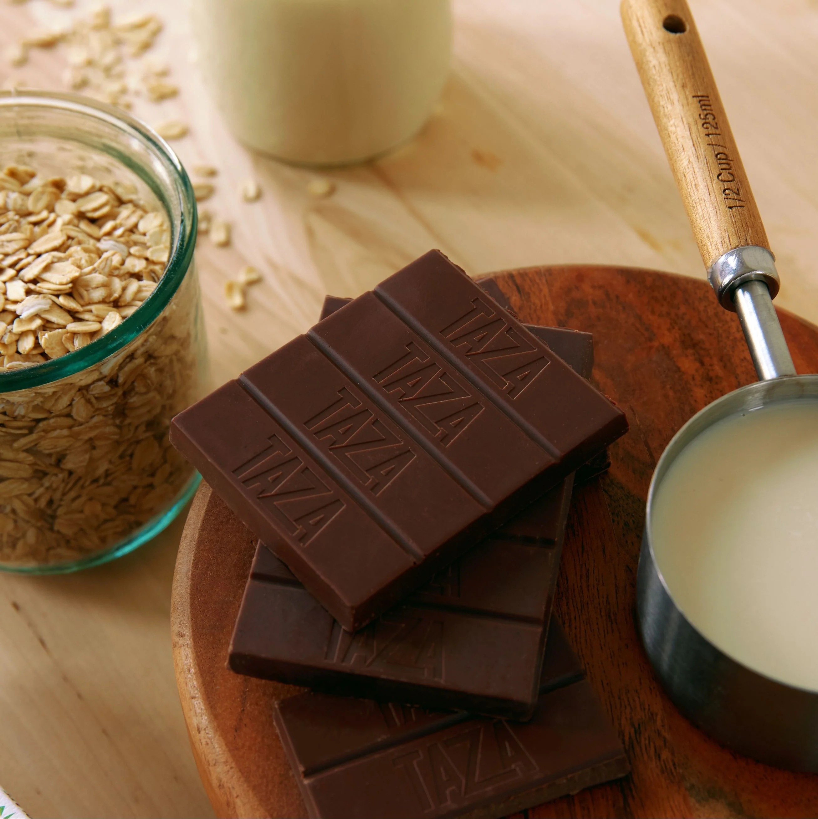 Oat Milk Chocolate Bar - Quinoa Crunch - Image 3
